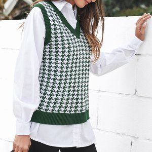 V Neck Houndstooth Knitted Sweater Vest green
